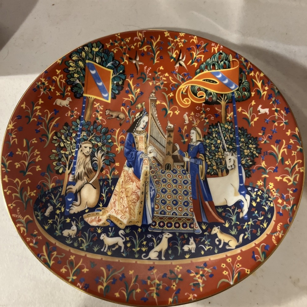 Vintage Haviland 1979 La Dame a la Licorne Limoges France Plate No 3